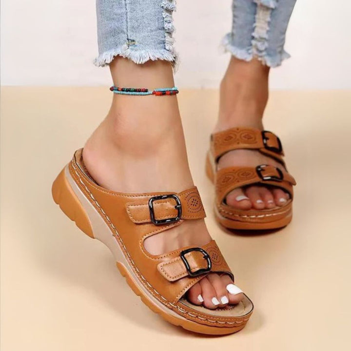 Ailith – Buckled Platform Sandals