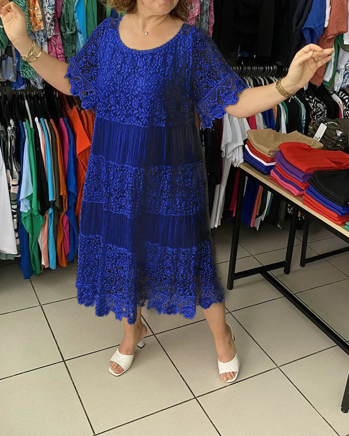 Zelvina – Lace Tiered Midi Dress