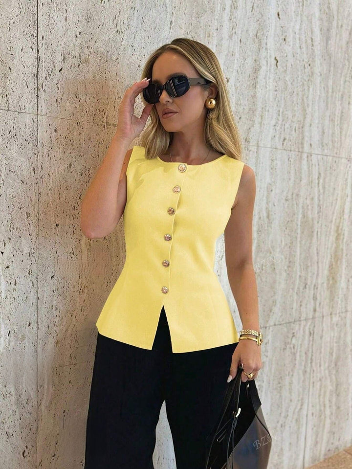 Bettina – Tailored Buttoned Vest