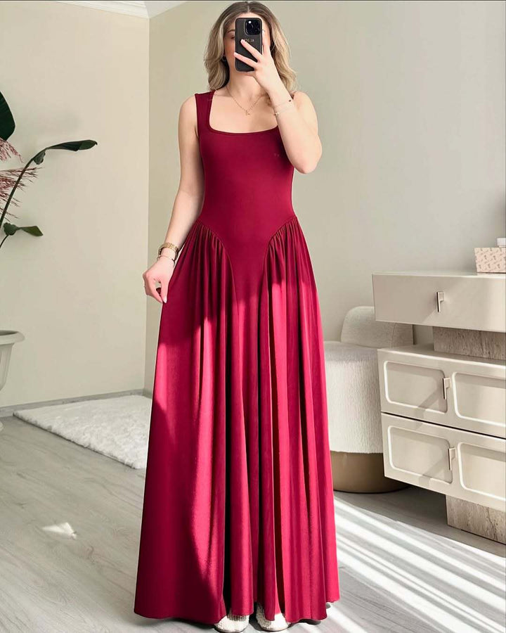 Delphine – Sculpted Flare Midi Dress