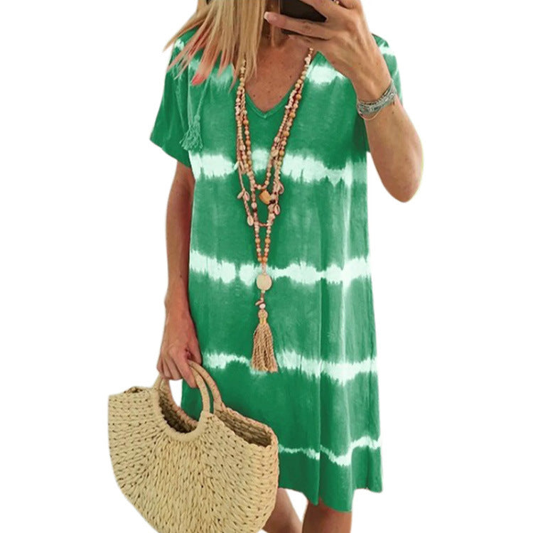 Xamira – Printed V-Neck Shift Dress