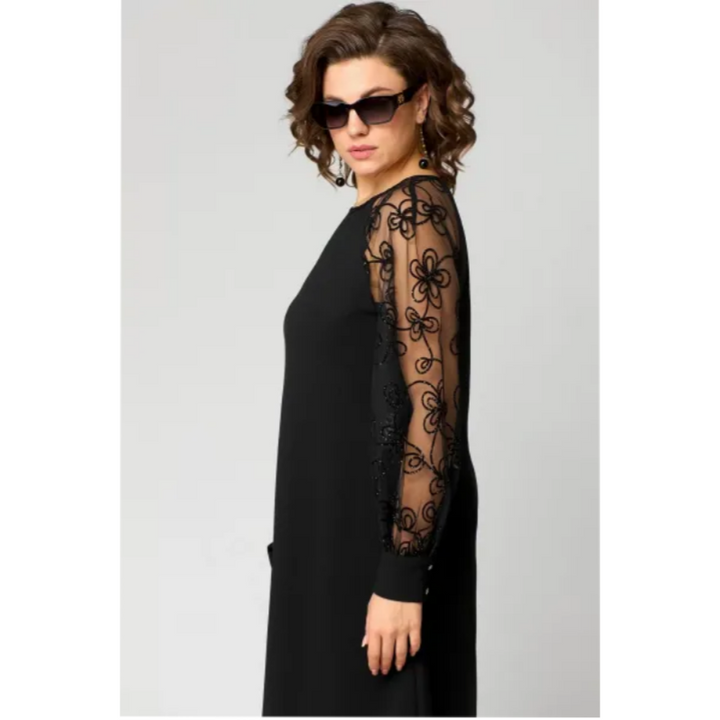 Cici – Embroidered Mesh Sleeve Dress